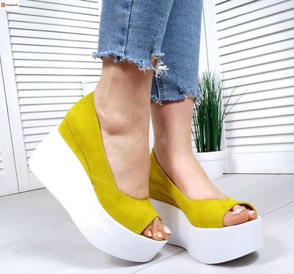 Жіночі туфлі жовті з відкритим носком на танкетці натуральна замша SOLO 1-5, 36, літо, натуральна шкіра