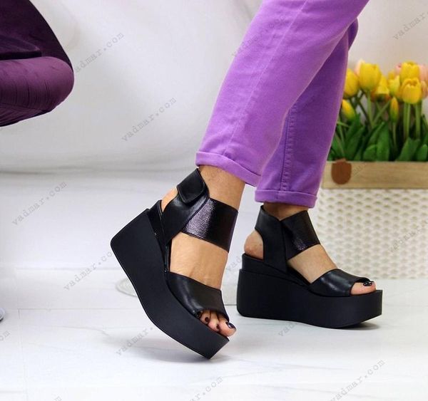Женские босоножки черные на платформе натуральная кожа DS 1-5 10174-36 фото