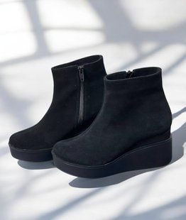 Женские ботильоны черные на платформе натуральная замша MIRA 10-5 11786-41 фото