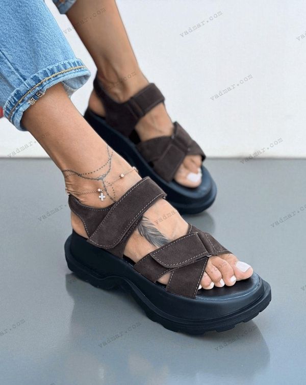 Женские босоножки на высокой платформе натуральная замша BETTY 1-4 11382-41 фото