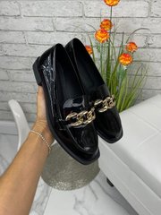 Жіночі туфлі - лофери з ланцюгом на низькому ходу чорні натуральний лак MAXME 1-3, 41, деми, натуральна шкіра