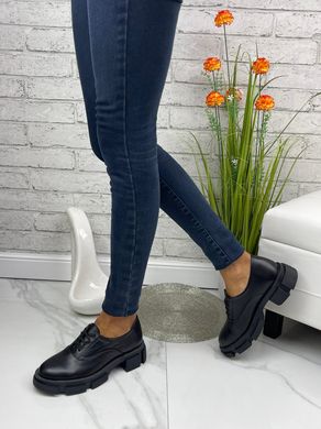 Жіночі туфлі чорні на протекторної підошві натуральна шкіра TOTIS 1-1, 41, деми, натуральна шкіра