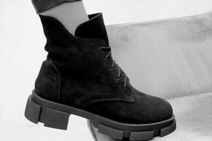 Догляд за замшевим взуттям: секрети та нюанси для щоденного використання