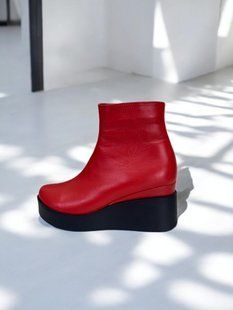 Женские ботильоны красные на платформе натуральная кожа MIRA 10-2 11778-41 фото