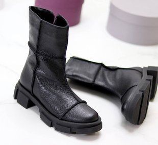 Женские высокие ботинки на низком ходу натуральная кожа VIKA 1-3 10924-41 фото